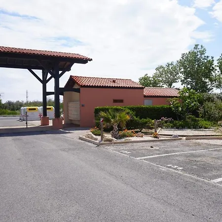 Barcarelles Avec Piscine Clim 5 Personnes Ferienhaus